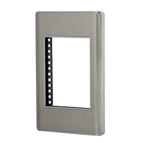 47819 - Placa de acero inox con 1 ventana 3 módulos, línea Lisboa
