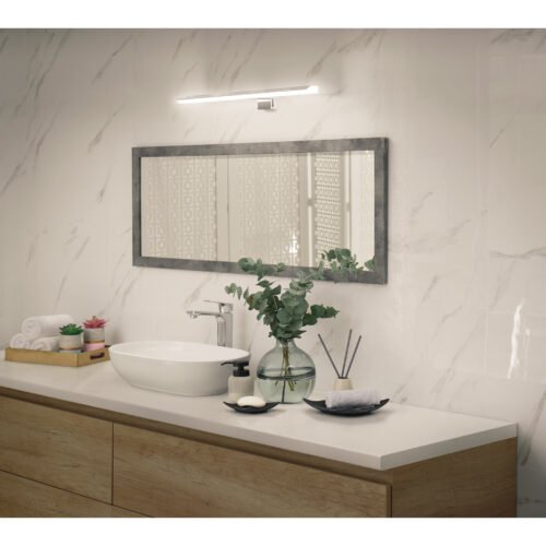 463471 46347 - Arbotante decorativo de LED 10 W tipo barra para baño