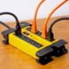 48190 - Multicontacto 14 AWG industrial supresor picos 10 entradas